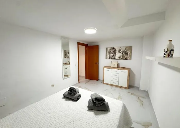 Villa Modern Townhouse With Pool Access Costa Adeje (Tenerife)